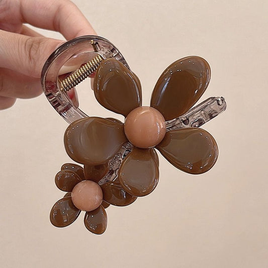 Brown Flower Hair Claw Clip for Women – Stylish Acrylic Hair Accessory